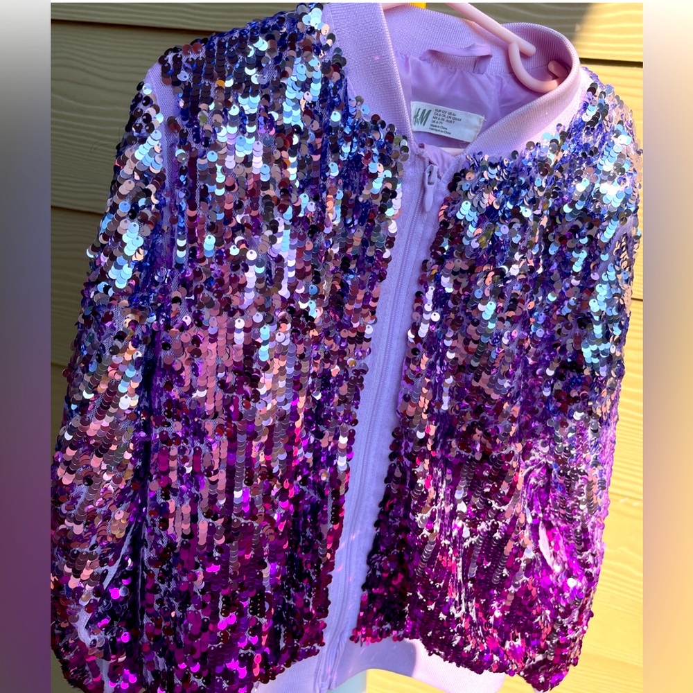 Girls Sequined Bomber Jacket size 6x for kids age 6-7 years.